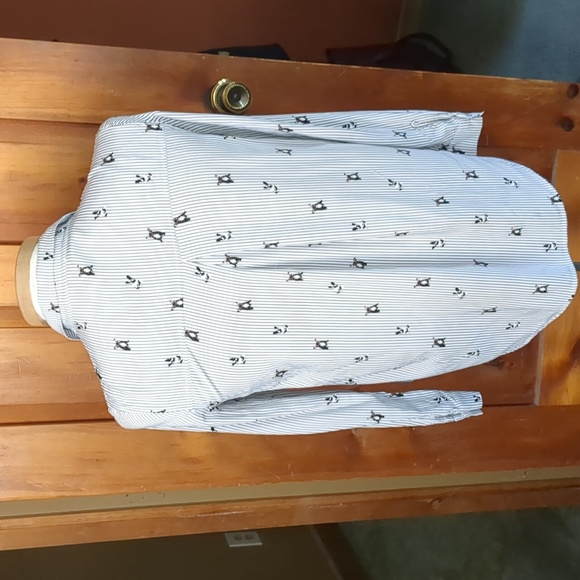 JANE & DELANCEY* 100% rayon long sleeve button down shirttail hem blouse w/ - Picture 5 of 11